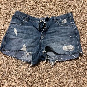 Aerie medium shorts smoke free home